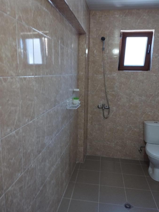 Alfa Guest Rooms With Parking Varna Bagian luar foto