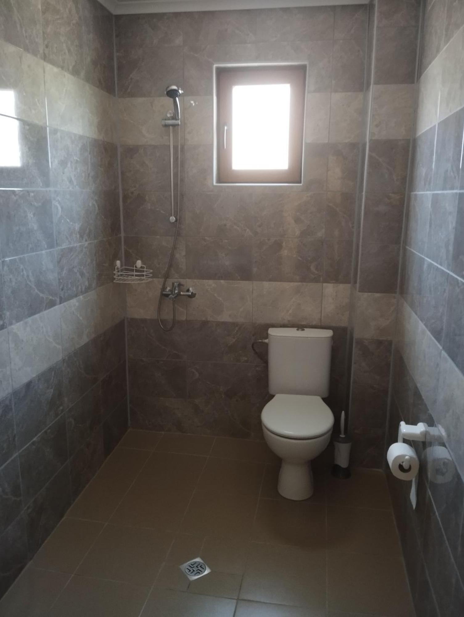 Alfa Guest Rooms With Parking Varna Bagian luar foto
